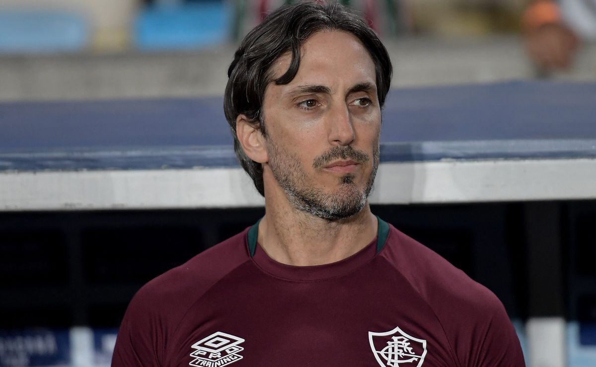 Palmeiras nunca perdeu para Zubeldía, hoje treinador do Fluminense, em cinco duelos