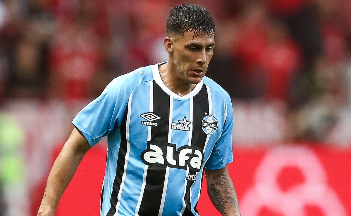 Pavón se transferindo do Grêmio para o Internacional recebe aval surpreendente de jornalista colorado