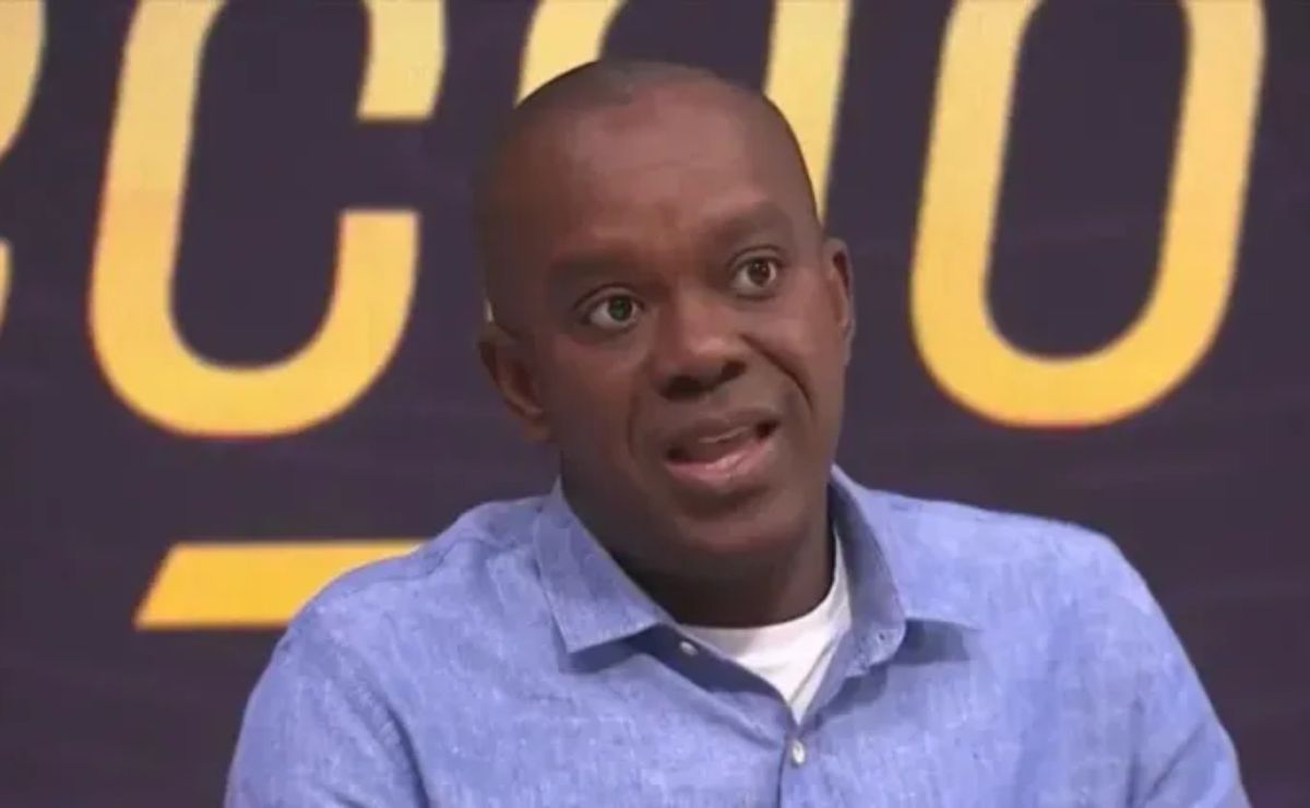 Cartão vermelho para David em Bahia x Vasco tem veredito ao vivo de PC Oliveira