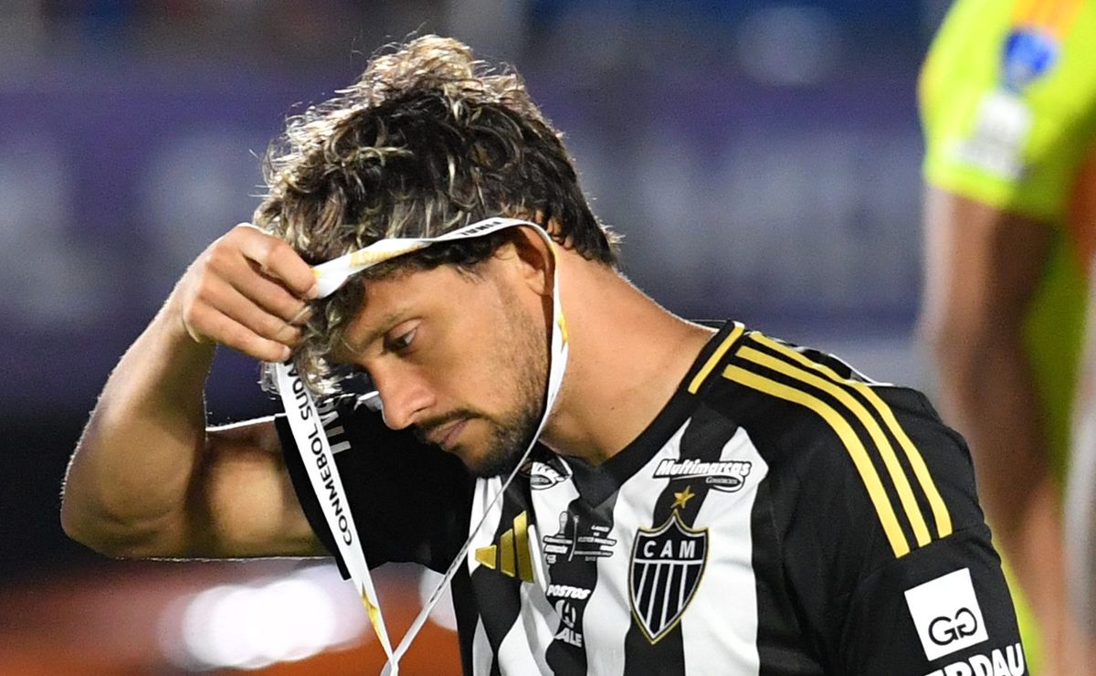 Inter volta a monitorar Gustavo Scarpa para 2026 após vice do Atlético na Sul-Americana