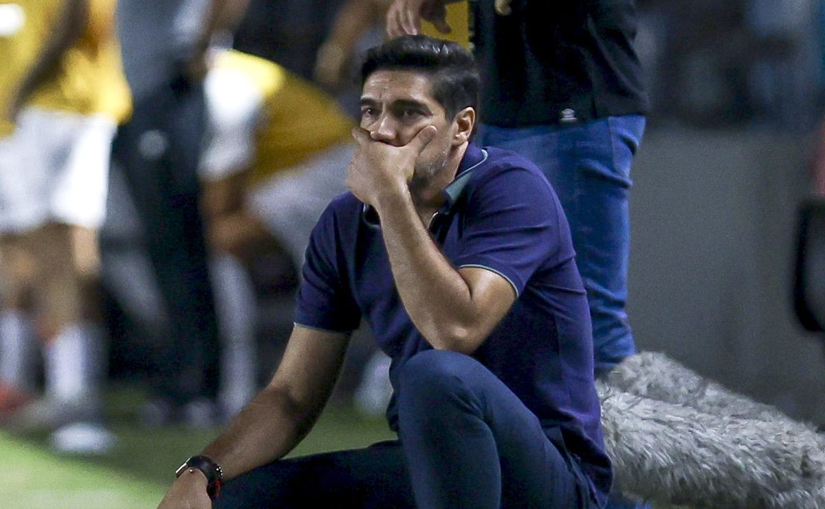 Abel Ferreira prepara mudanças no Palmeiras para enfrentar o Grêmio antes da final da Libertadores