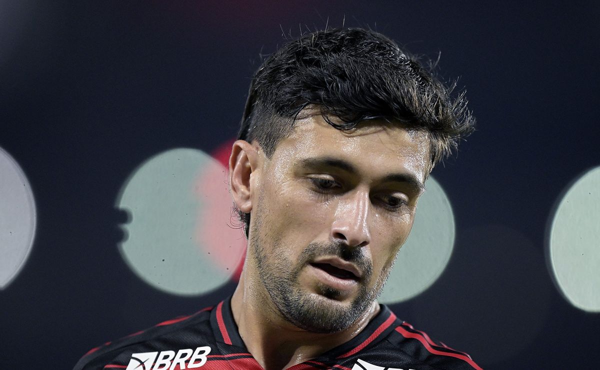 Filipe Luís pode poupar Arrascaeta, Jorginho e Alex Sandro em jogo do Flamengo contra o Atlético-MG