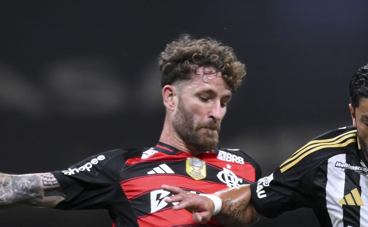 Flamengo perde chance incrível com Léo Pereira e sai atrás do Atlético-MG na Arena MRV