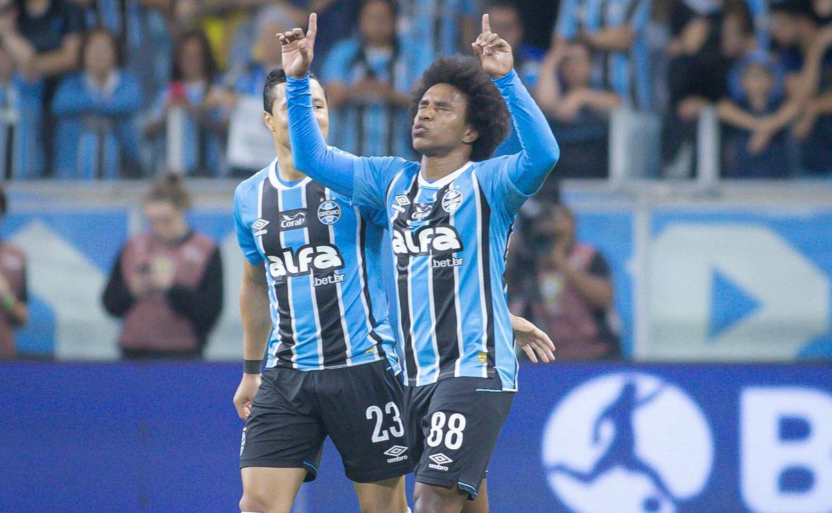 Após início abaixo do esperado, Grêmio reage com força, vira o placar e vence o Palmeiras