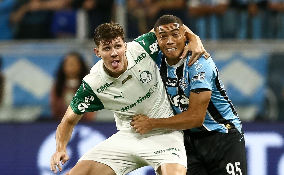 Torcida do Palmeiras elogia Benedetti após derrota para o Grêmio na Arena