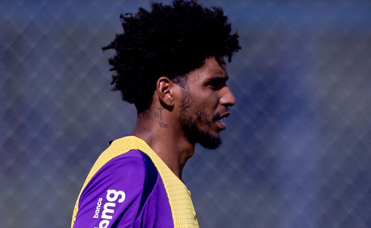 Corinthians sacramenta prazo e acelera a volta de Hugo Souza nos bastidores