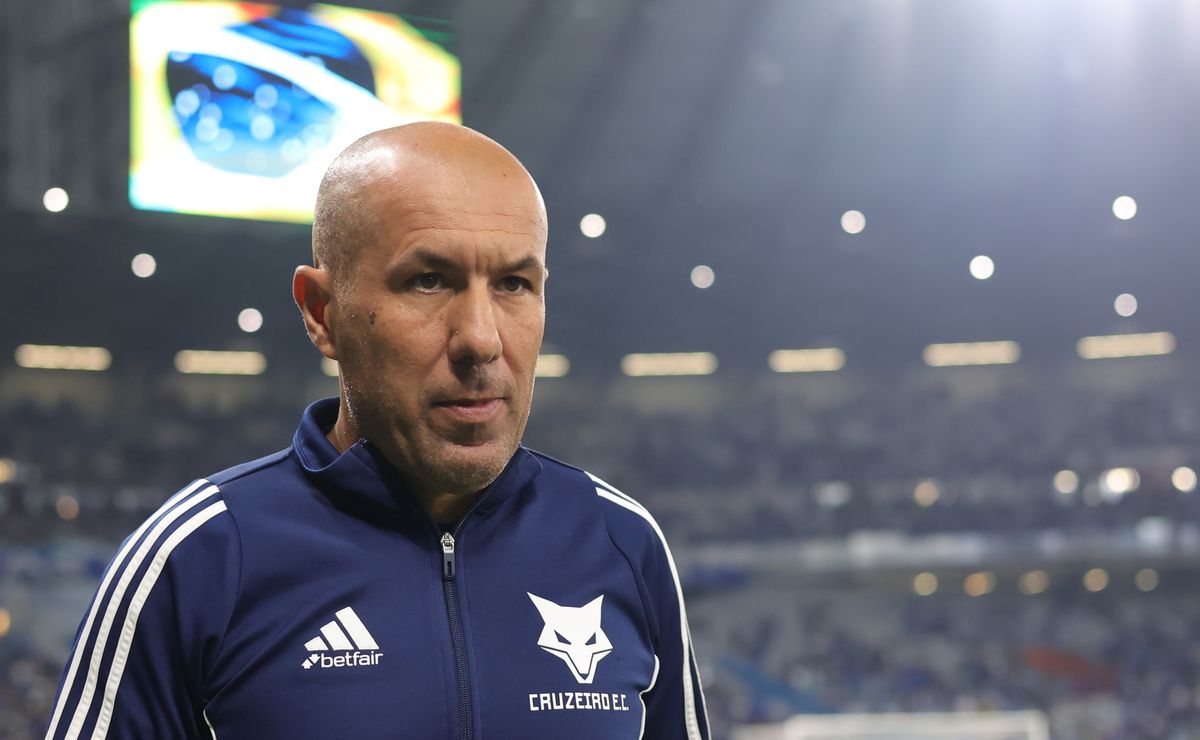 Cruzeiro confirma estreia no Mineiro de 2026 contra o Pouso Alegre no Mineirão