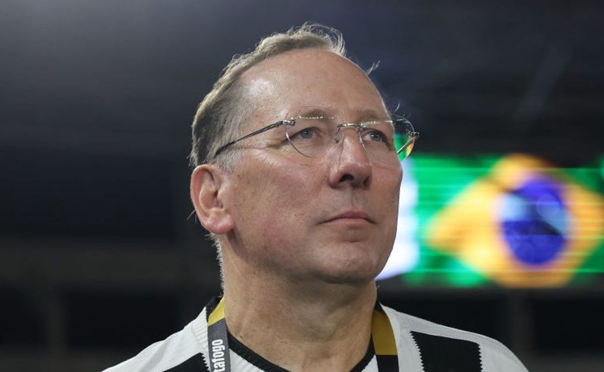 Textor ‘não perdoa’ Botafogo e convoca a Eagle para derrubar de vez a ação do clube associativo