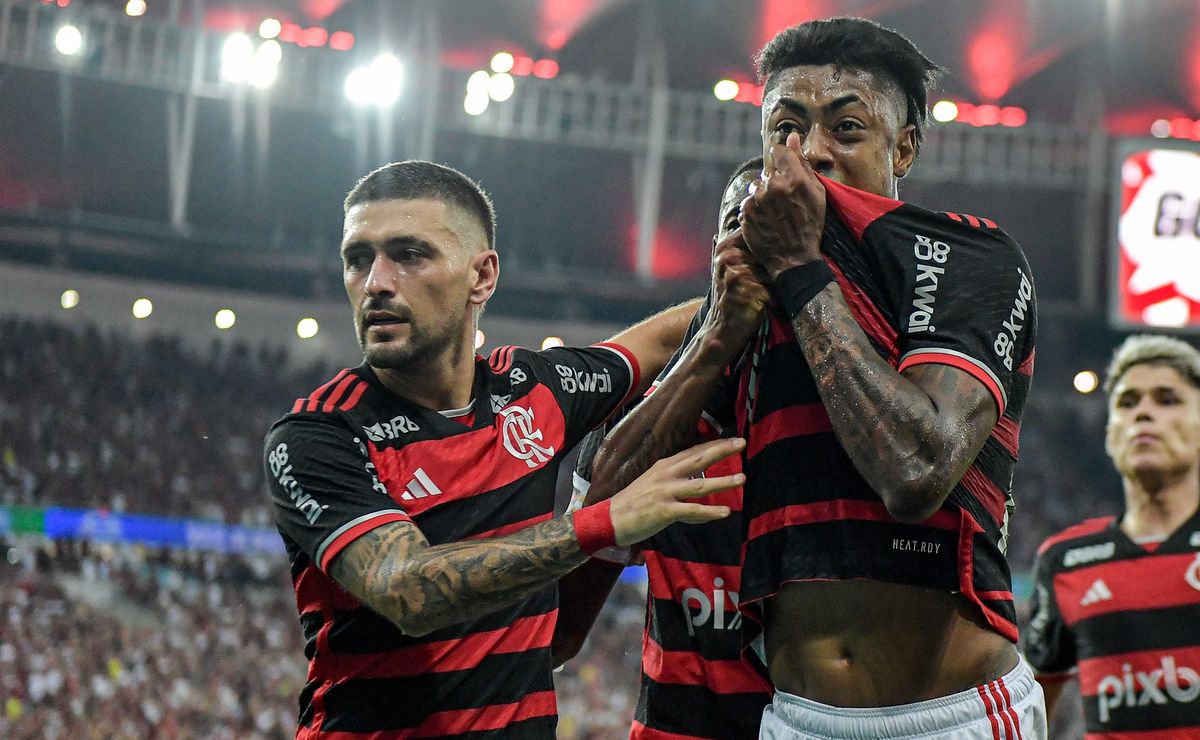 Bruno Henrique, Arrascaeta e Rossi são a aposta do Flamengo para conquistar a quarta Libertadores