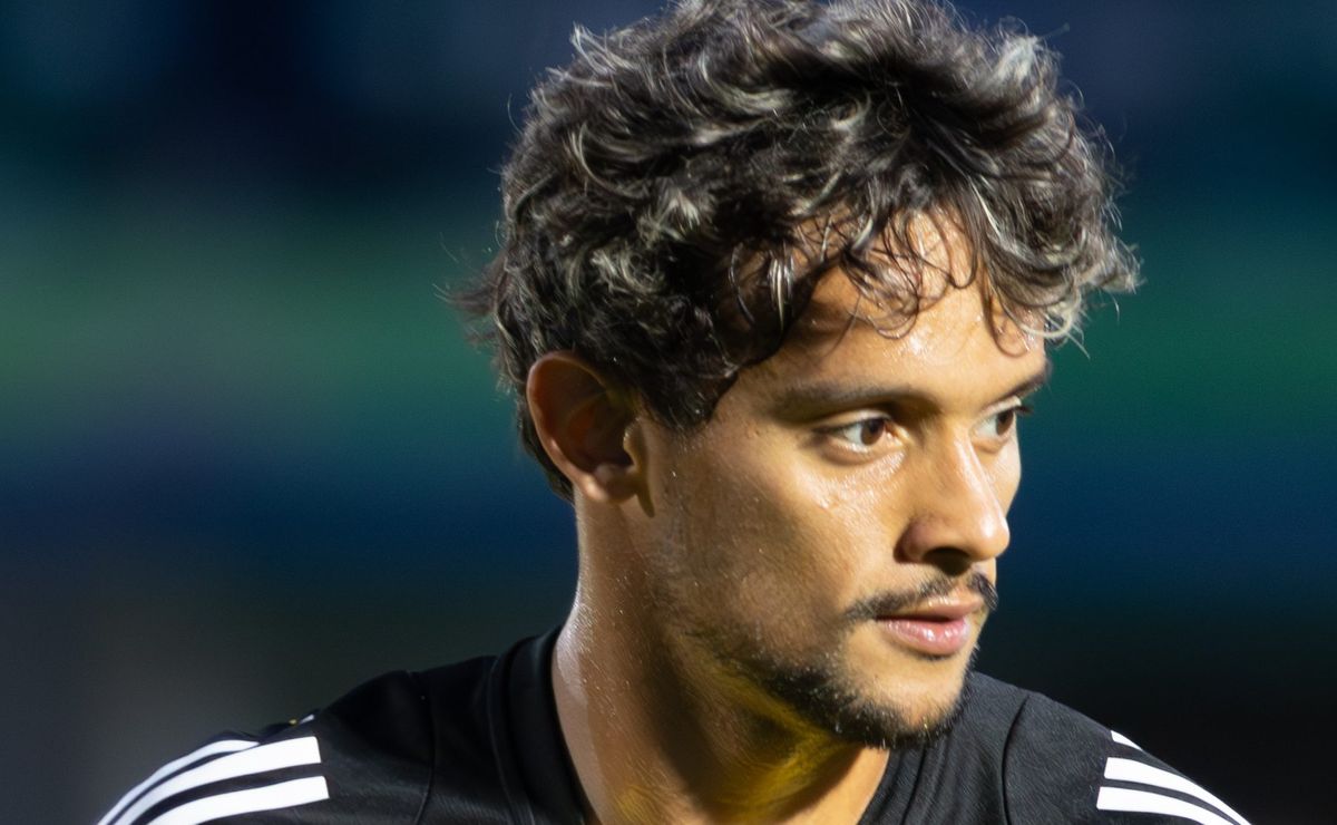 Scarpa indo jogar em rival do Atlético-MG é apenas rumor e Cruzeiro descarta contratação do meia