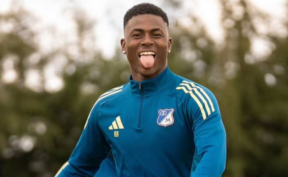 Barcelona faz tudo por Néiser Villareal, e Cruzeiro define tudo do craque para 2026 com permanência