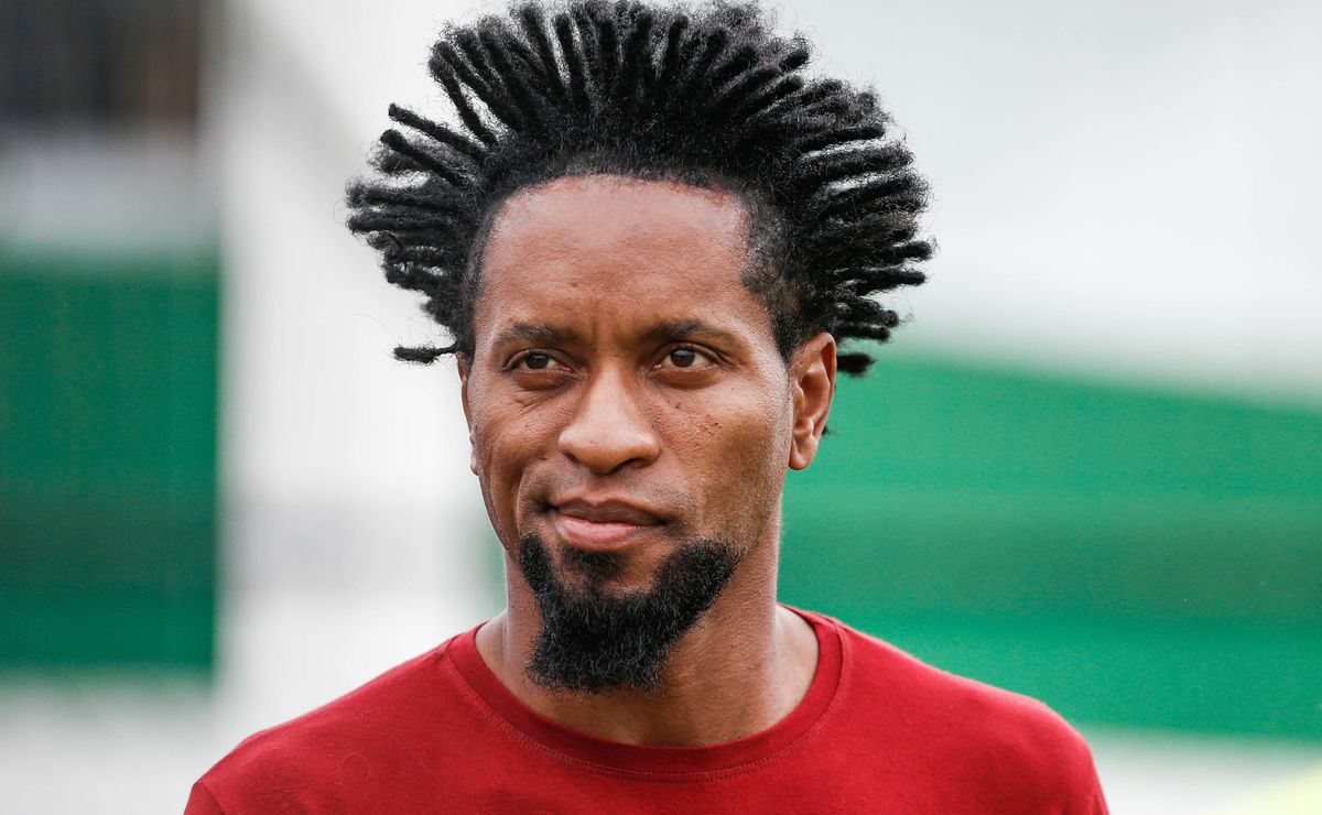 Zé Roberto surpreende e crava favorito de Palmeiras X Flamengo na final da Libertadores: “Chega melhor preparado”