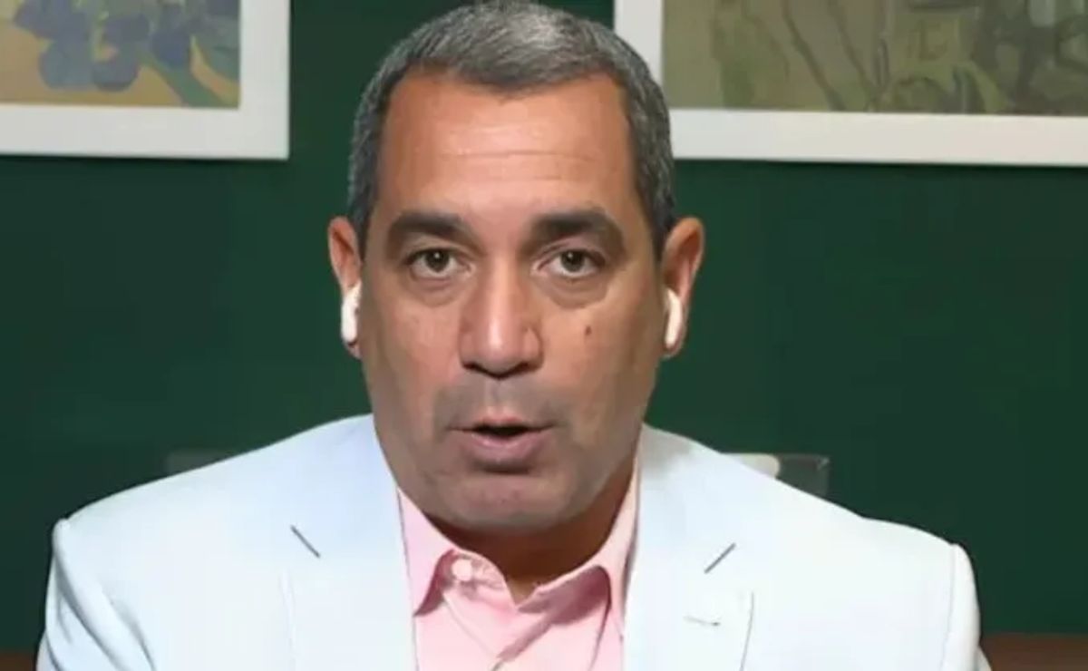 Zinho se emociona ao vivo e envia mensagem marcante às torcidas de Palmeiras e Flamengo