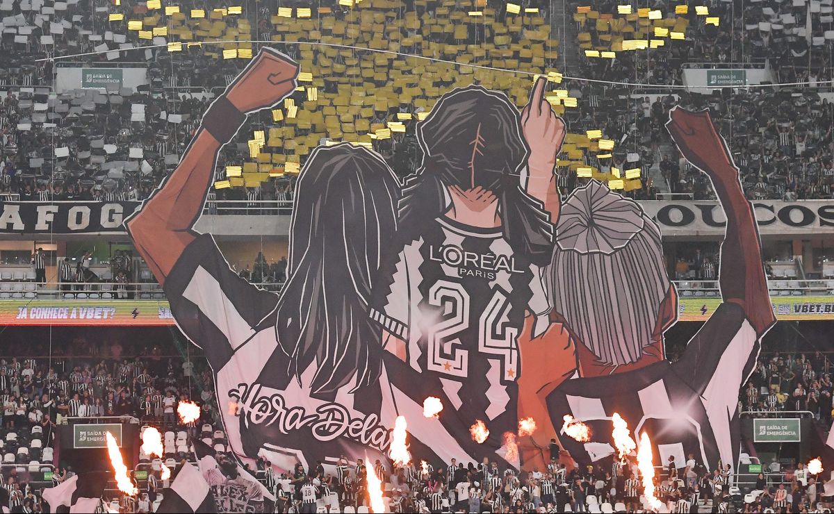 Torcida do Botafogo confia em vitória decisiva sobre o Corinthians na Neo Química Arena pelo Brasileirão
