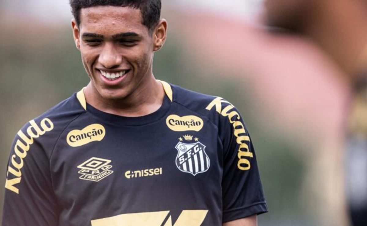 Santos banca decisão firme, segura Souza e adia investidas europeias em meio à luta no Brasileirão Betano