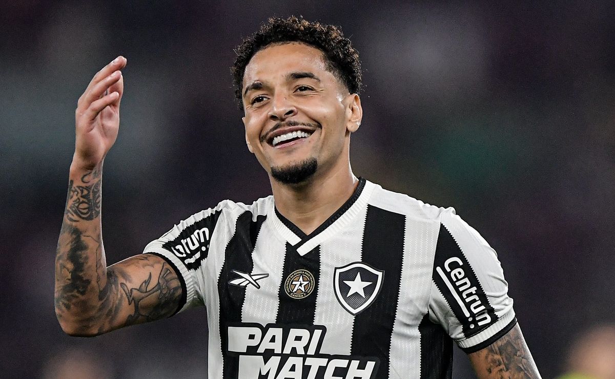 Gregore se declara ao Botafogo e projeta futuro no Catar: “Meu desejo é ficar aqui”