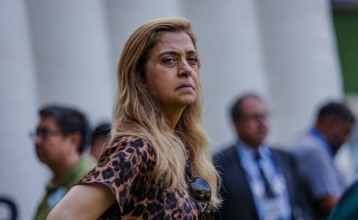 Leila Pereira ficou brava com postura do Palmeiras contra o Grêmio, mas ainda quer renovar com Abel Ferreira