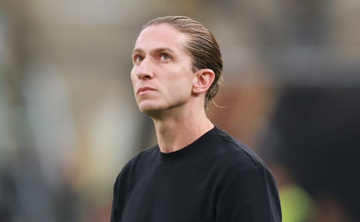 Flamengo lida com desfalques e desgaste físico para enfrentar o Ceará no Maracanã