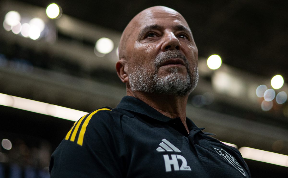 Atlético-MG faz planos para 2026 e Sampaoli já monta lista em busca de reforços no mercado da bola