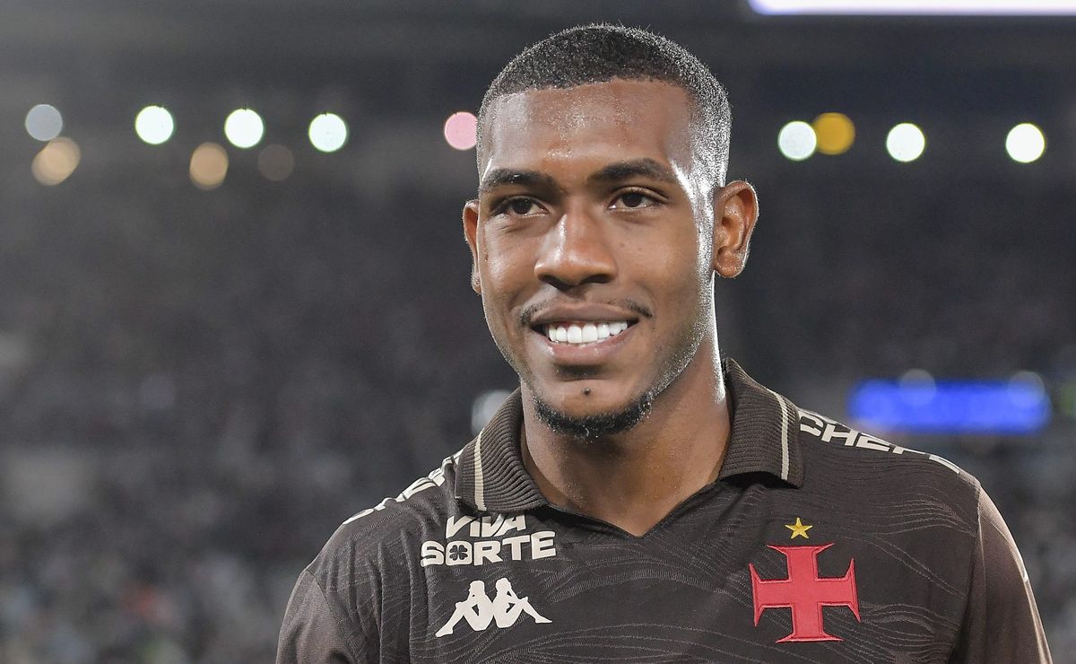 Rayan faz revelação sobre futuro no Vasco e desconversa sobre saída: “eles que resolvam”