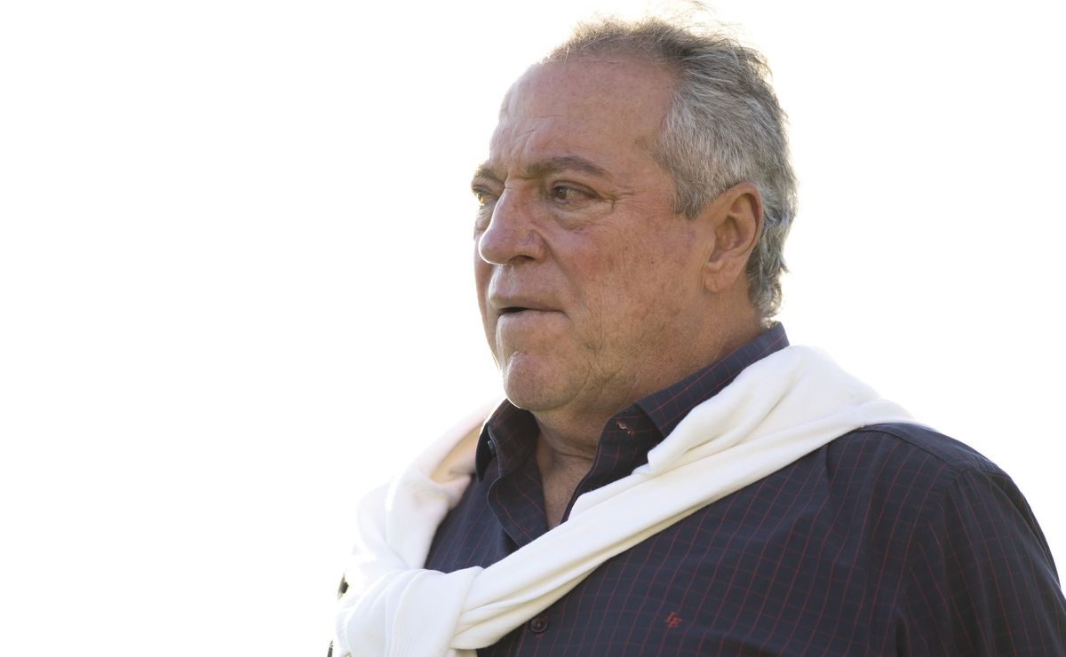 Abel Braga será acionado no STJD por torcida após fala homofóbica em apresentação no Inter 