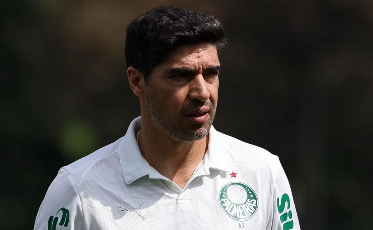 Palmeiras acena vender Flaco López por causa de má relação com Abel Ferreira, diz ESPN Argentina