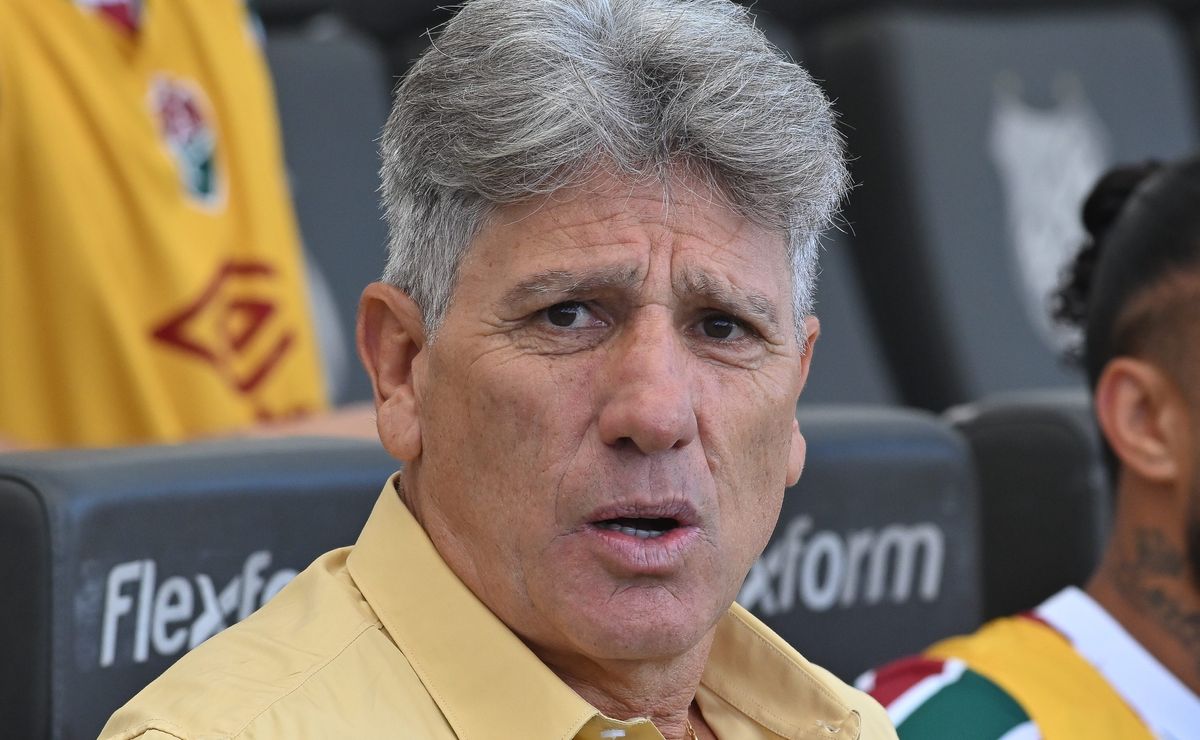 Zubeldía desabafa sobre como encontrou o Fluminense após saída de Renato Gaúcho