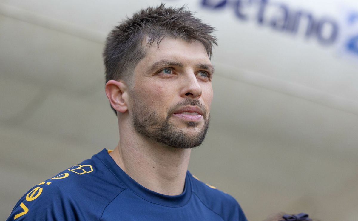 Tiago Volpi rompe silêncio sobre futuro no Grêmio e desmente proposta do futebol mexicano