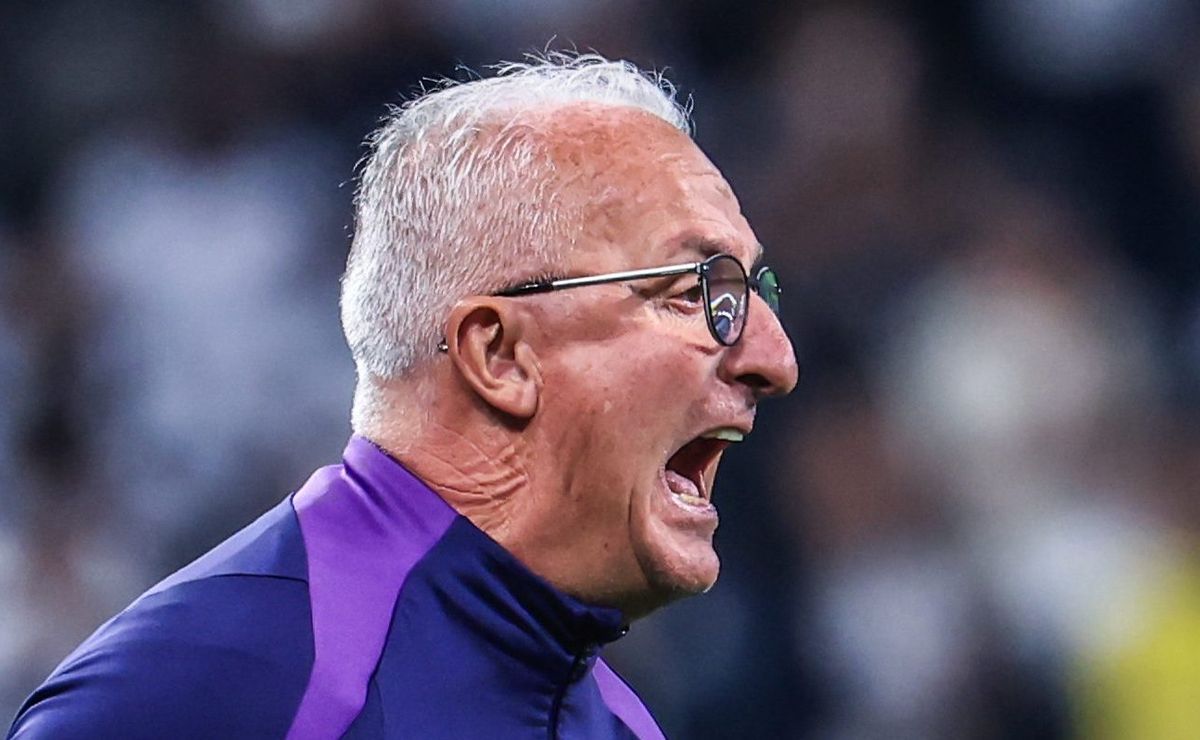 Dorival perde paciência com a diretoria do Corinthians, se vê exposto e está insatisfeito com falta de reforços