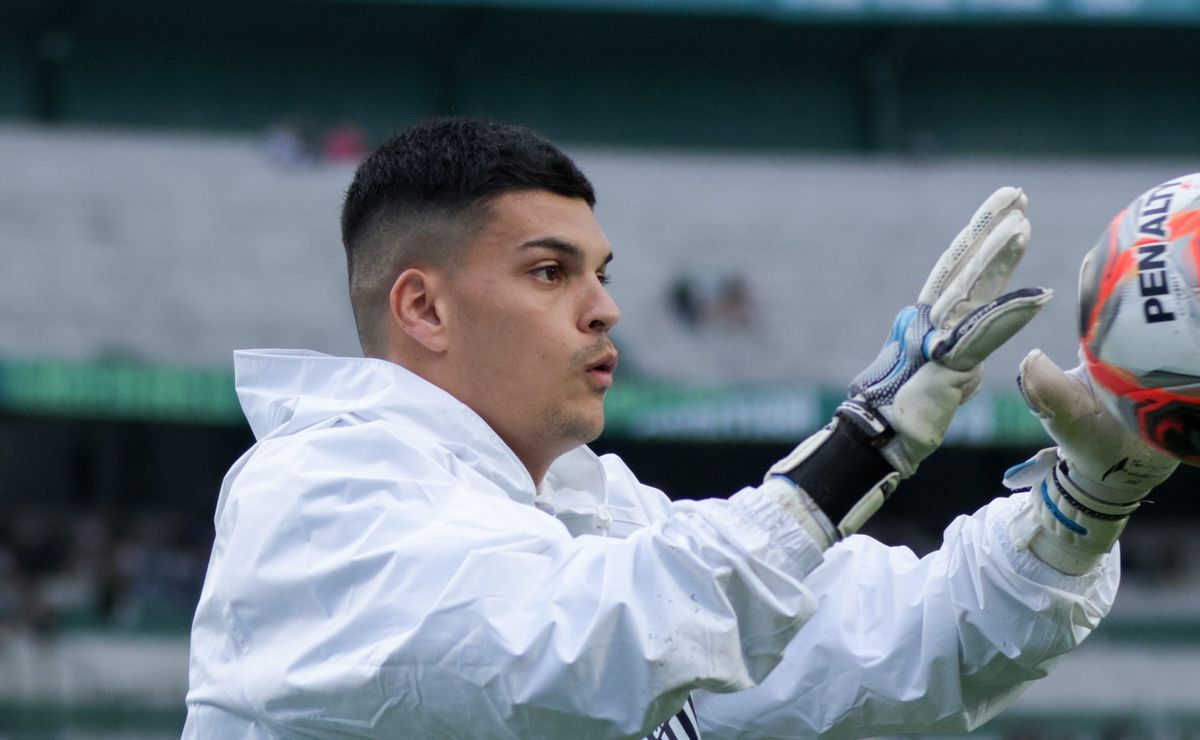 Santos e Flamengo não negociam por Brazão e goleiro está na mira de times da Inglaterra e Itália