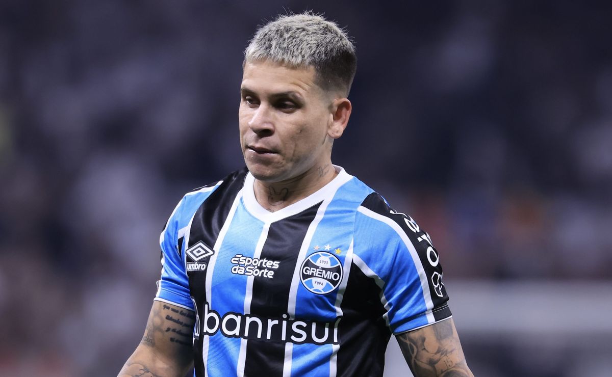 Soteldo desabafa sobre passagem pelo Grêmio após aplicar a lei do ex em dose dupla