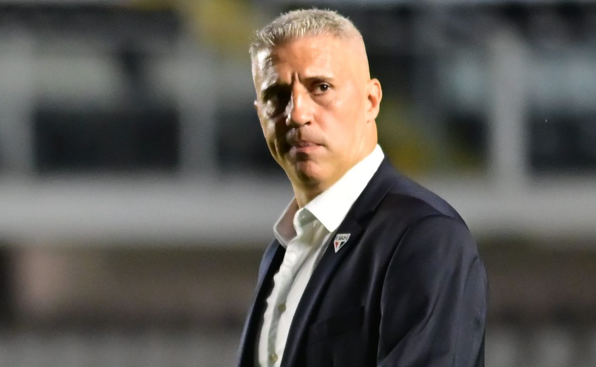 Crespo dá ultimato sobre crise política no São Paulo e entrega recado ácido à diretoria