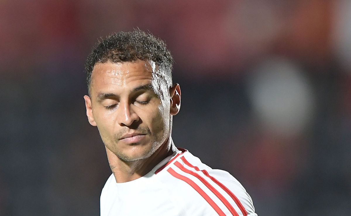 Alan Patrick vira piada entre torcedores do Grêmio após rebaixamento do Inter se tornar provável