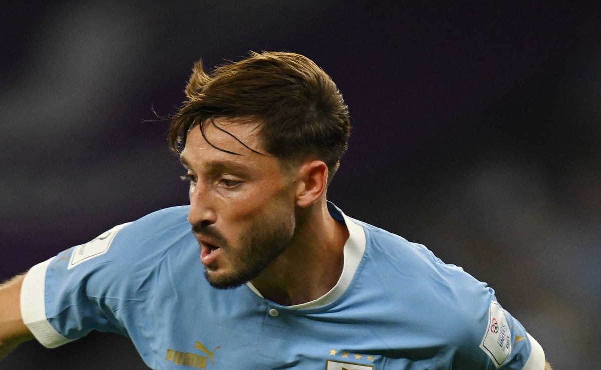 Matías Viña se cansa e irá deixar o Flamengo caso não tenha garantias de mais chances em 2026