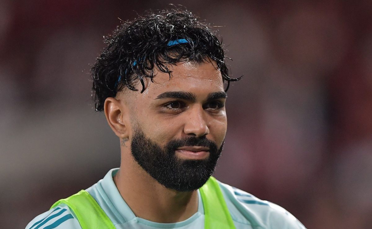 Santos busca reforços pontuais e sonha com a volta de Gabigol; Camisa 9 aguarda projeto interessante