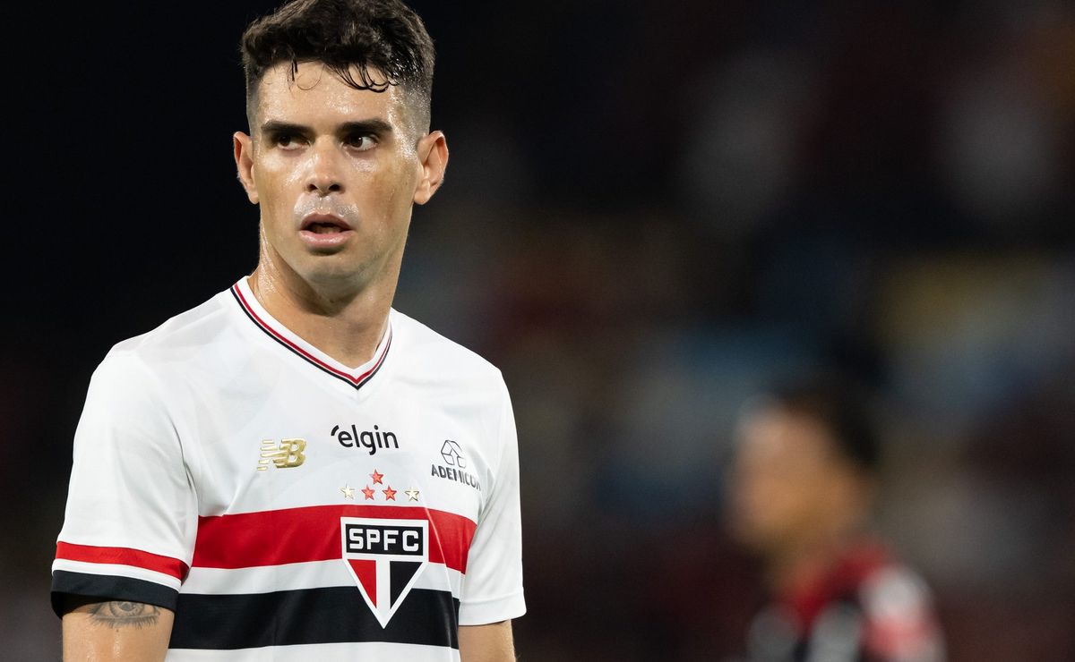 Escalação do São Paulo: Crespo veta Alan Franco, libera Dinenno e aguarda decisão de Oscar no Super CT