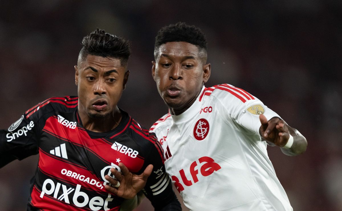 Palmeiras recua e deixa reforço de peso nas mãos do Flamengo; Interesse por Vitão esfria