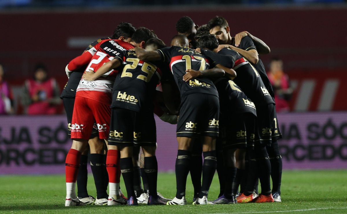 São Paulo prepara limpa no elenco e tem possíveis sete saídas para 2026