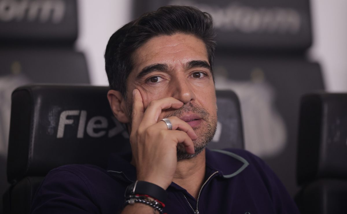 Leila garante Abel desde agosto, mas clima “pesado” exige respostas fortes do técnico em 2026