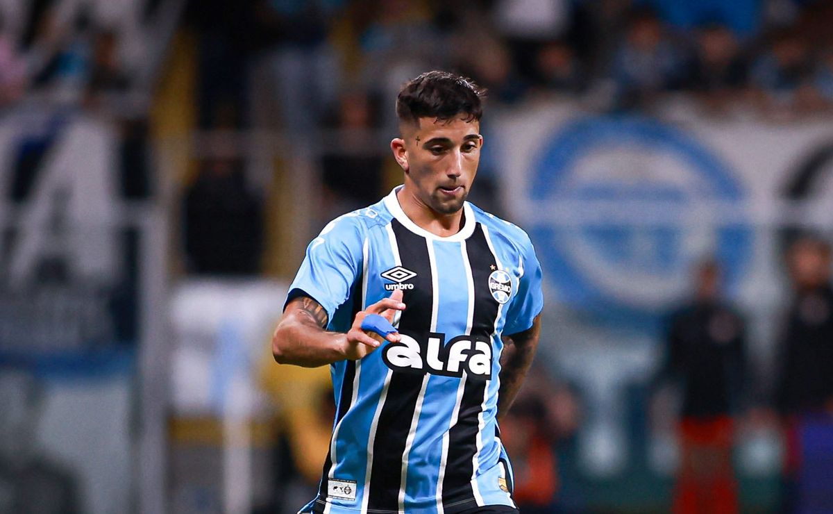 Saída de Cristian Olivera do Grêmio pode encabeçar lista de transferências no Imortal