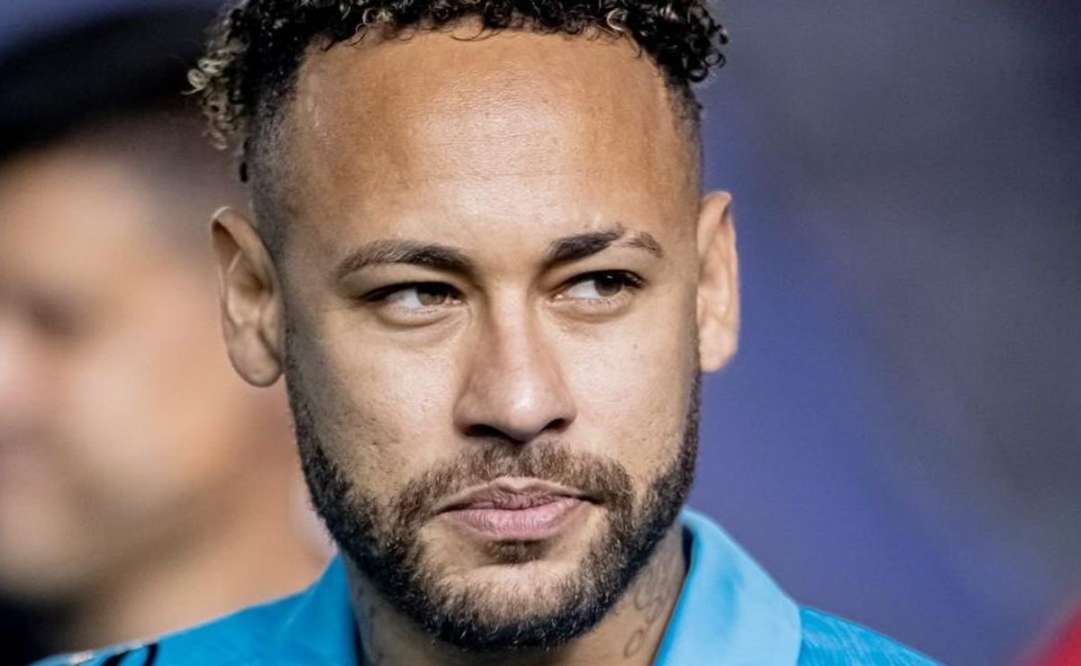 Marcelo Teixeira bate o martelo e Santos paralisa outras negociações até definir contrato de Neymar