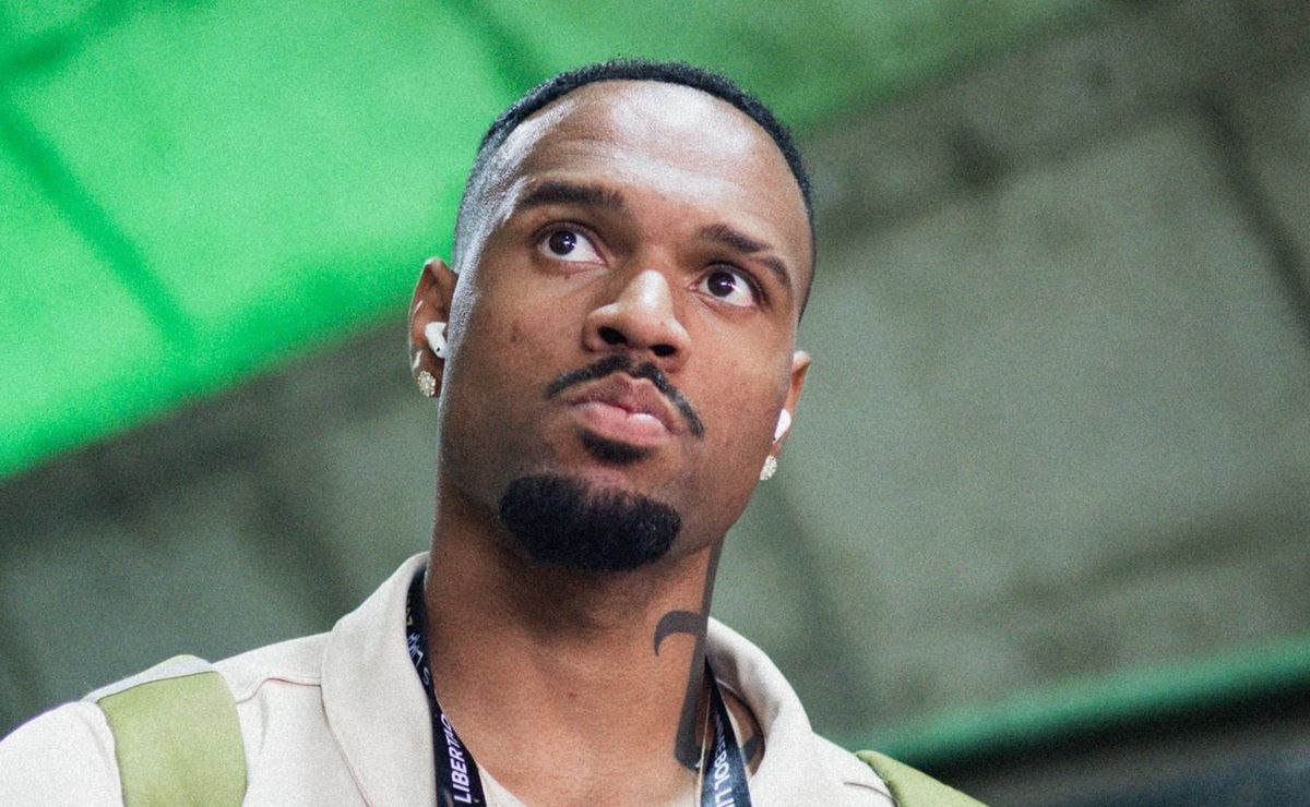 Carlos Miguel encerra ano como titular do Palmeiras e manda recado a Abel sobre 2026