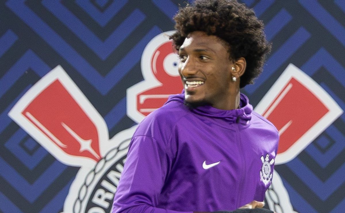 Corinthians faz barca de saídas com 5 nomes e Talles Magno encabeça a lista
