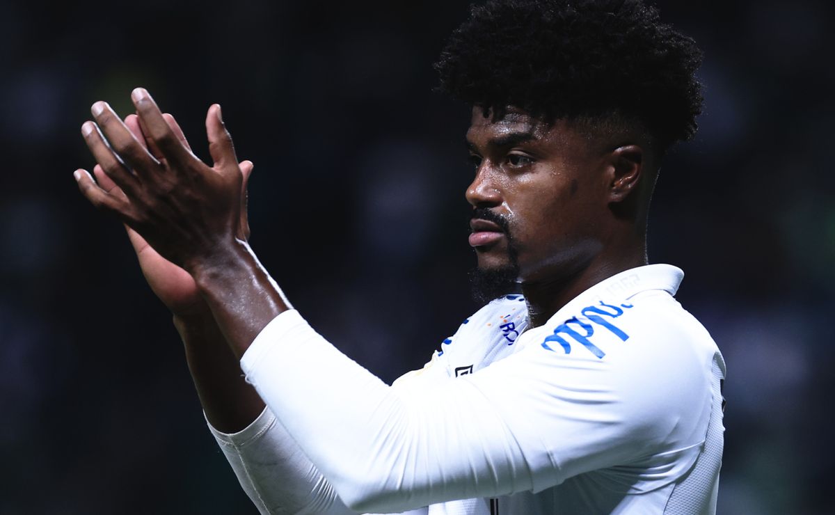 Diretoria do Grêmio muda rota e descarta contratação de Eduardo Bauermann para 2026