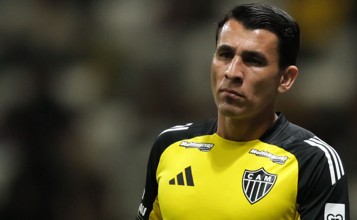 Atlético-MG define futuro de Junior Alonso e zagueiro deve deixar o clube, diz jornalista