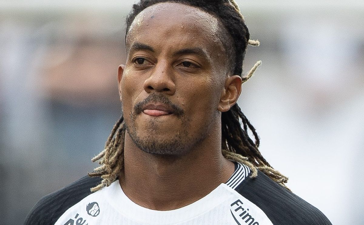André Carrillo recebe contatos para ganhar muita grana fora do Corinthians e questão familiar pesa em decisão