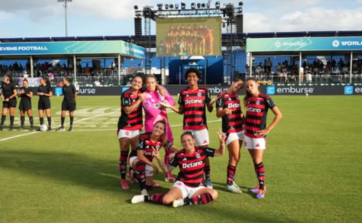 Time feminino do Flamengo termina em quarto lugar no World Sevens Football
