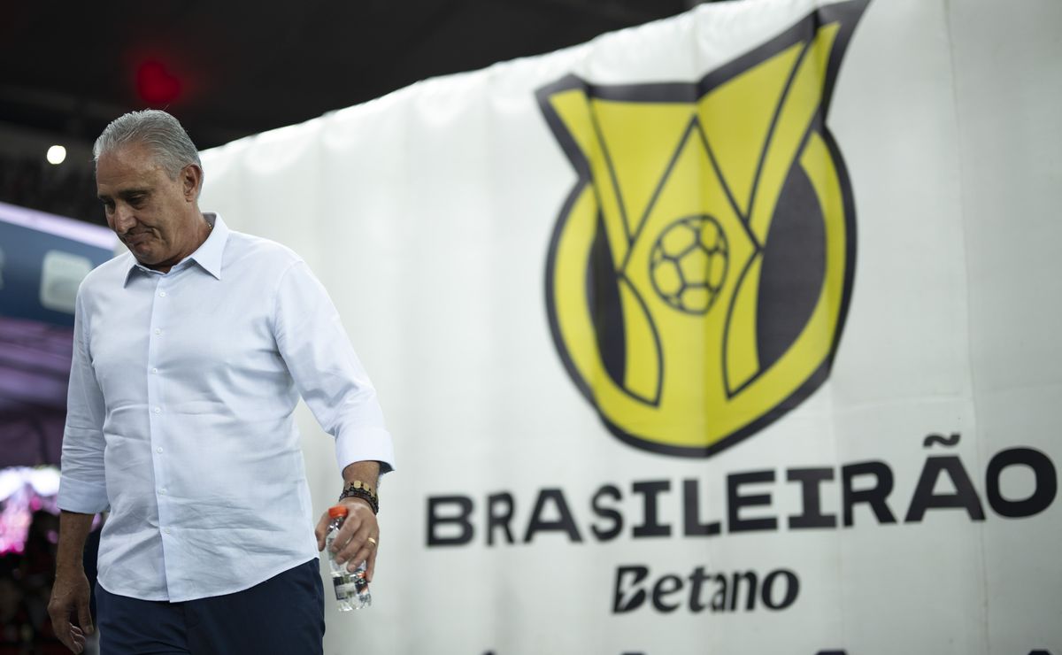 Tite abre o jogo e solta frase forte ao colocar Flamengo em “patamar elogiável” no Brasil