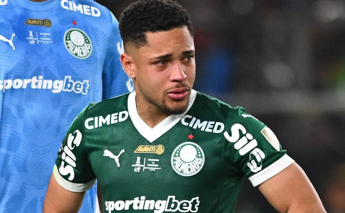 Vitor Roque desabafa e comenta títulos do Flamengo em 2025: “Nem sempre o Palmeiras vai ganhar”