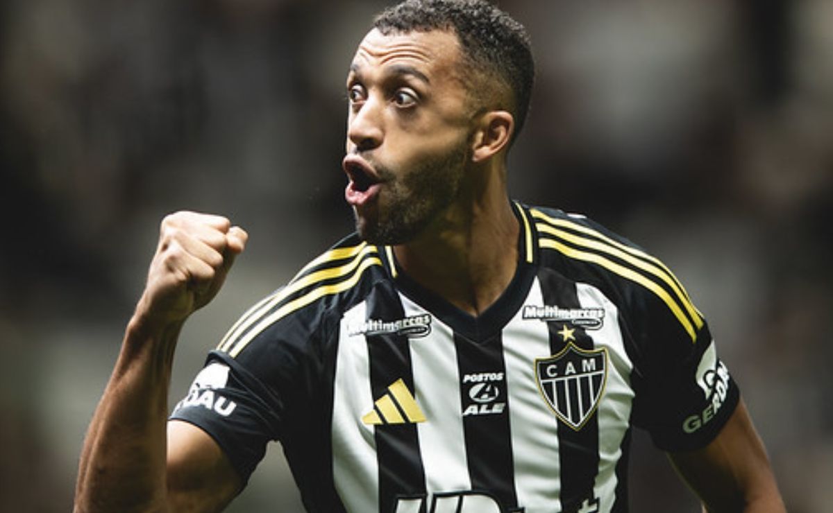 Sampaoli pede e diretoria do Atlético-MG negocia permanência do zagueiro Vitor Hugo para 2026